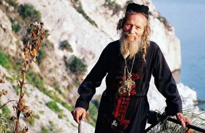 Монах предсказа ужасно бъдеще за целия свят