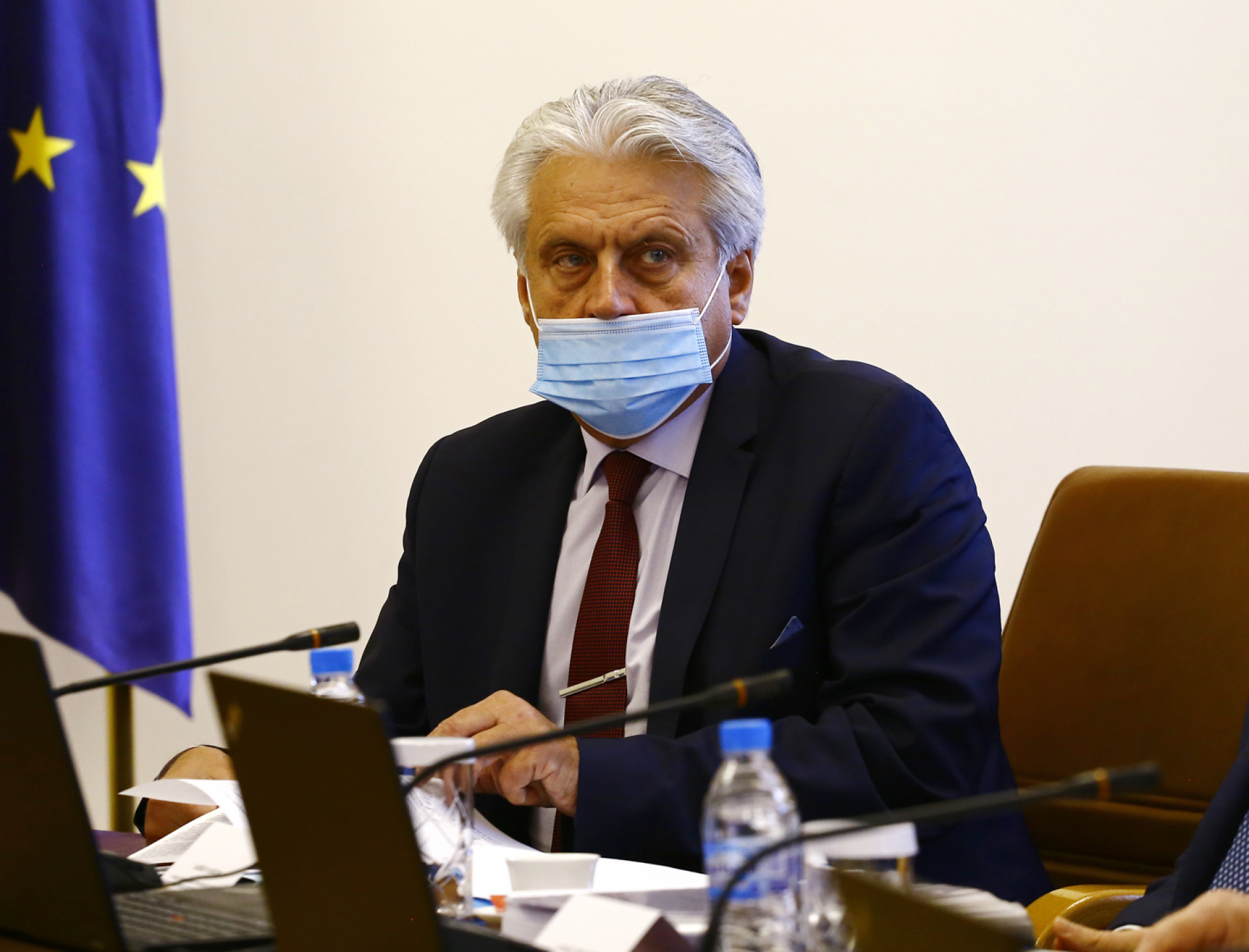 Видни експерти за чистката на служебното правителство и разпита на Борисов: Стига, искаме...