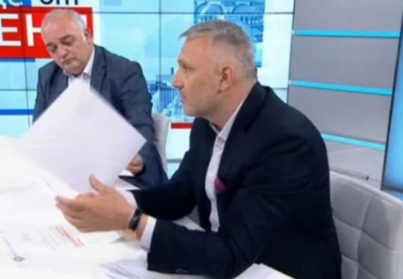 Мрежата клокочи: Рашков няма достъп до класифицирана информация, но явно Бабикян и Хаджигенов имат