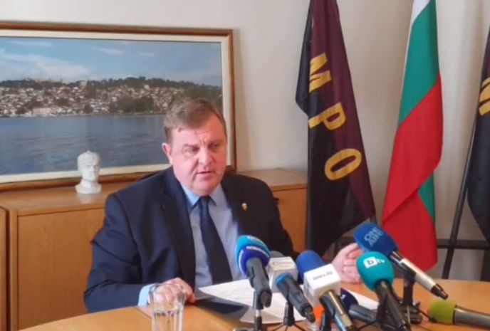 Каракачанов към служебния кабинет: Приятно ровене ВИДЕО