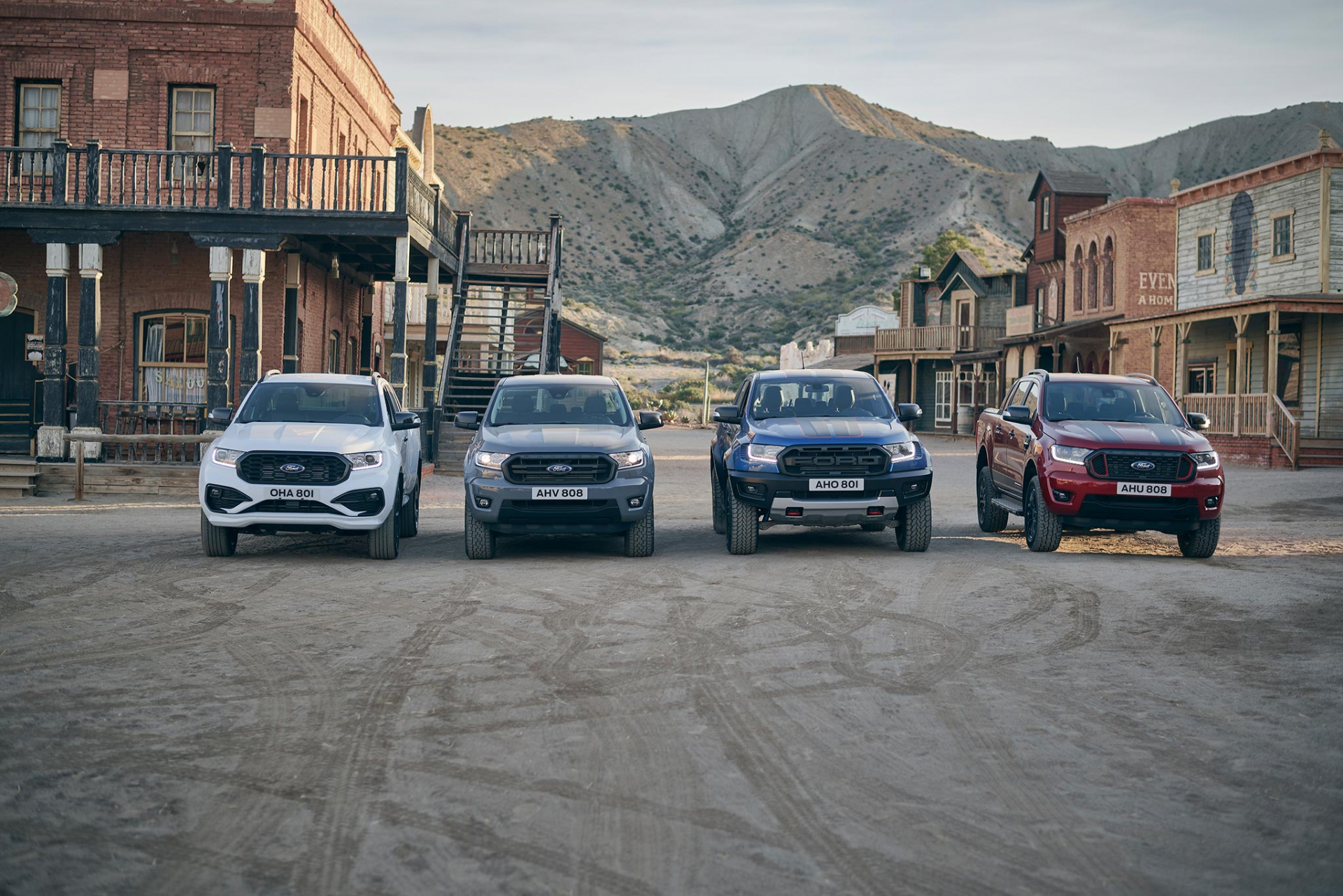 С филмова премиера дебютира ексклузивната специална серия на пикапа Ford Ranger Raptor