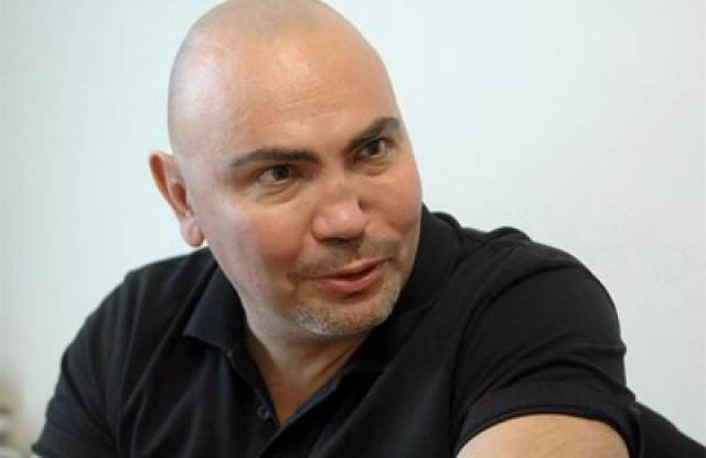 Първа СНИМКА на бебето на Росен Петров