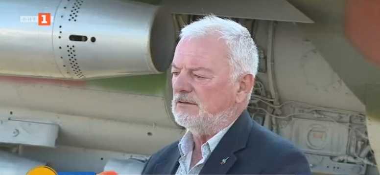 Ген. Спасов посочи най-огромния проблем на българските пилоти през последните години 