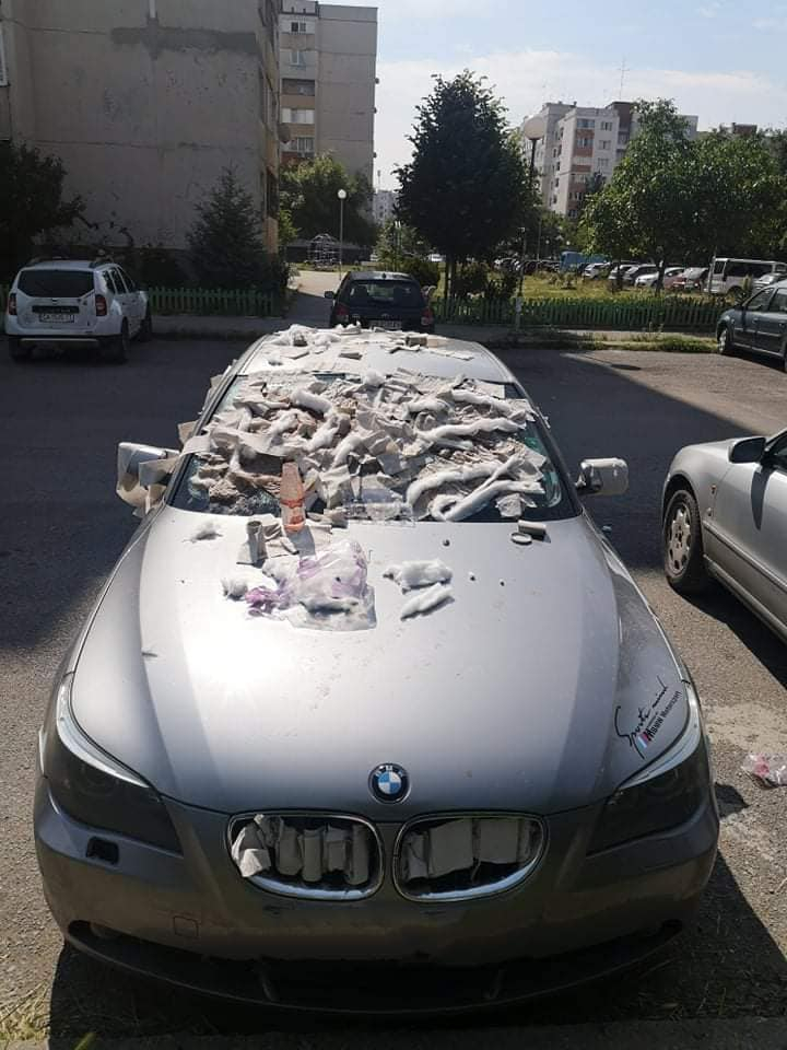 Брутално отмъщение застигна шофьор на БМВ в столичния кв. "Дружба" СНИМКИ 