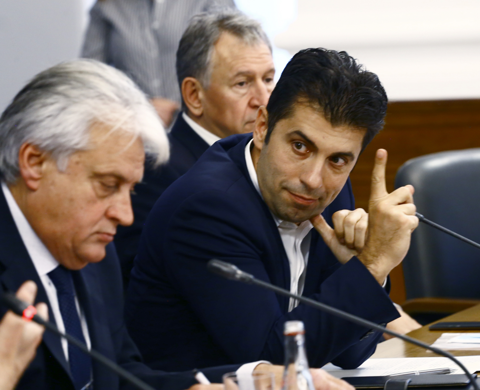 Кирил Петков сее паника: Веднага направете това, защото пари няма! ВИДЕО