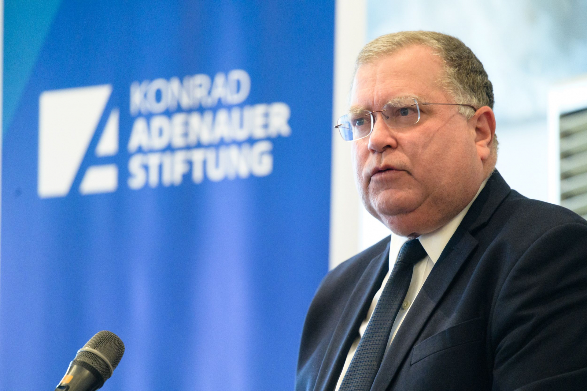 Огромен интерес към премиерата на  „Доблест и наказание“ от  проф. Вили Лилков 