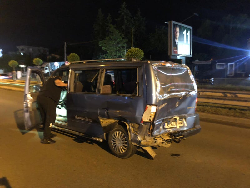 Първо в БЛИЦ! Адско меле по тъмна доба в София, хора лежат на пътя СНИМКИ 18+