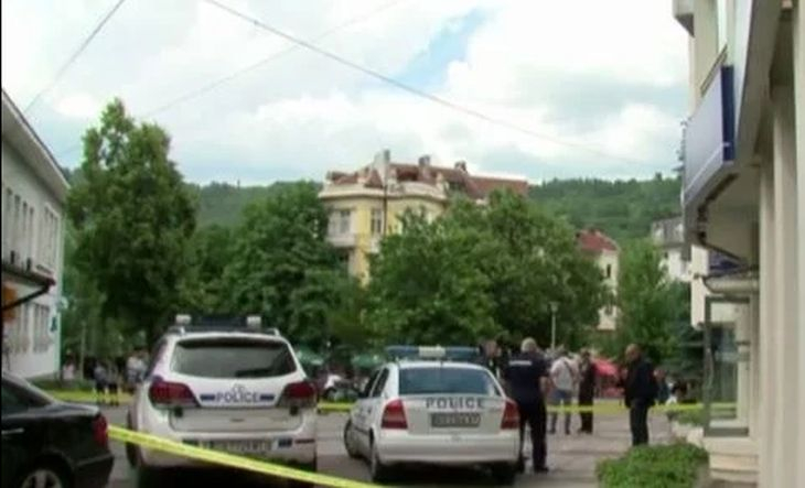 Обрат: Ще се хванете за главата къде са били скрити тлъстите пачки след обира в Дупница