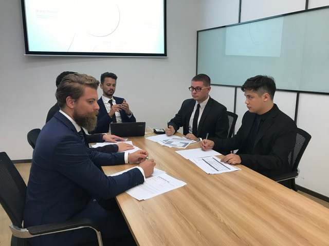 Изумителен разказ пред БЛИЦ за "китайското чудо" от наш експерт, който от 18 години е в Шанхай