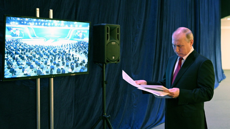 Путин отписа Медведев за изборите, какво се случва в "Единна Русия"?