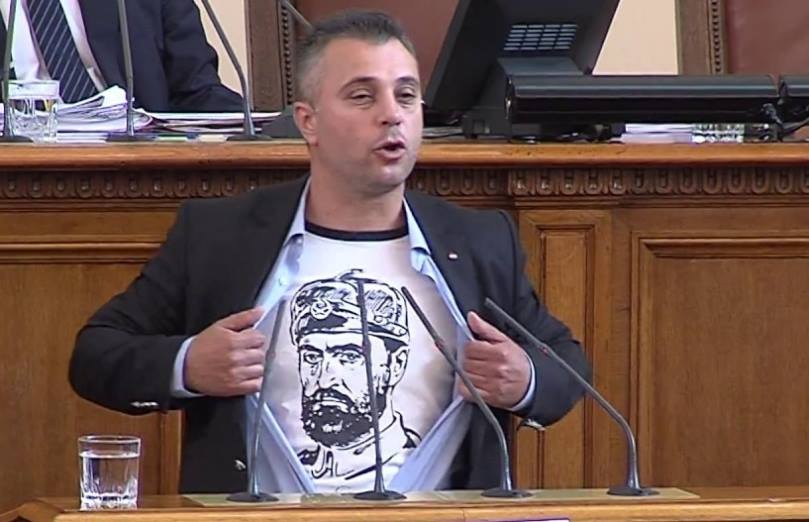 Българските патриоти бият тревога: Текат задкулисни сделки за разпродажбата на България на частни лица