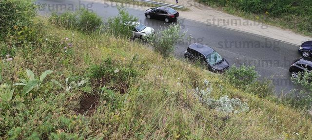 Семейство от Благоевград едва оцеля след това, което се стовари от небето върху тях СНИМКИ
