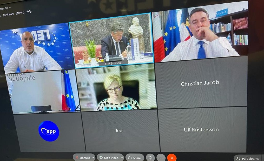 Борисов попиля Радев на среща на върха на ЕНП и обеща: Скоро ще въведем ред в хаоса! 