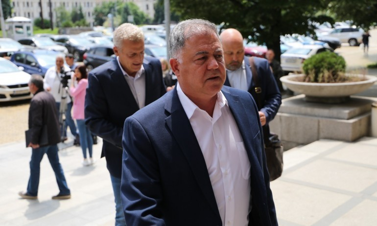 Николай Ненчев: Бащата на Ивайло Мирчев бил ли е партиен секретар на БКП