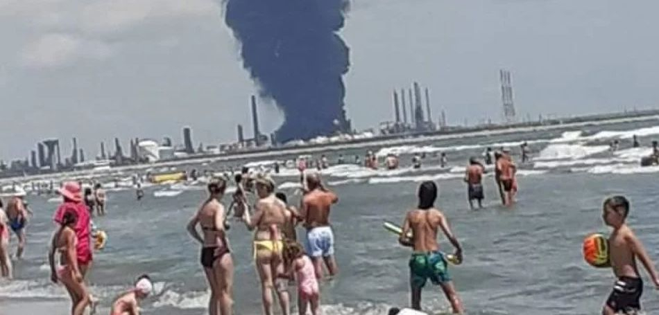 Ето какво се случва в България след експлозията в най-голямата румънска рафинерия ВИДЕО