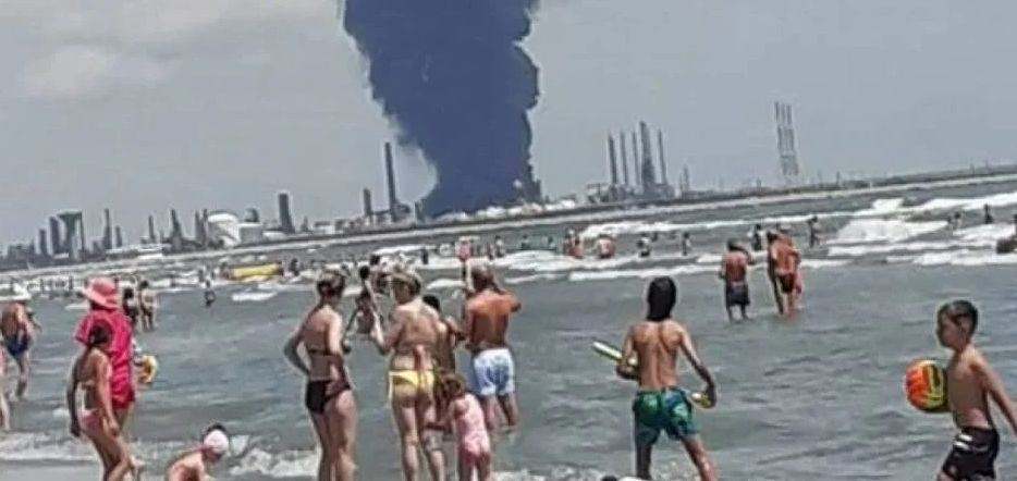 Ето какво се случва в България след експлозията в най-голямата румънска рафинерия 