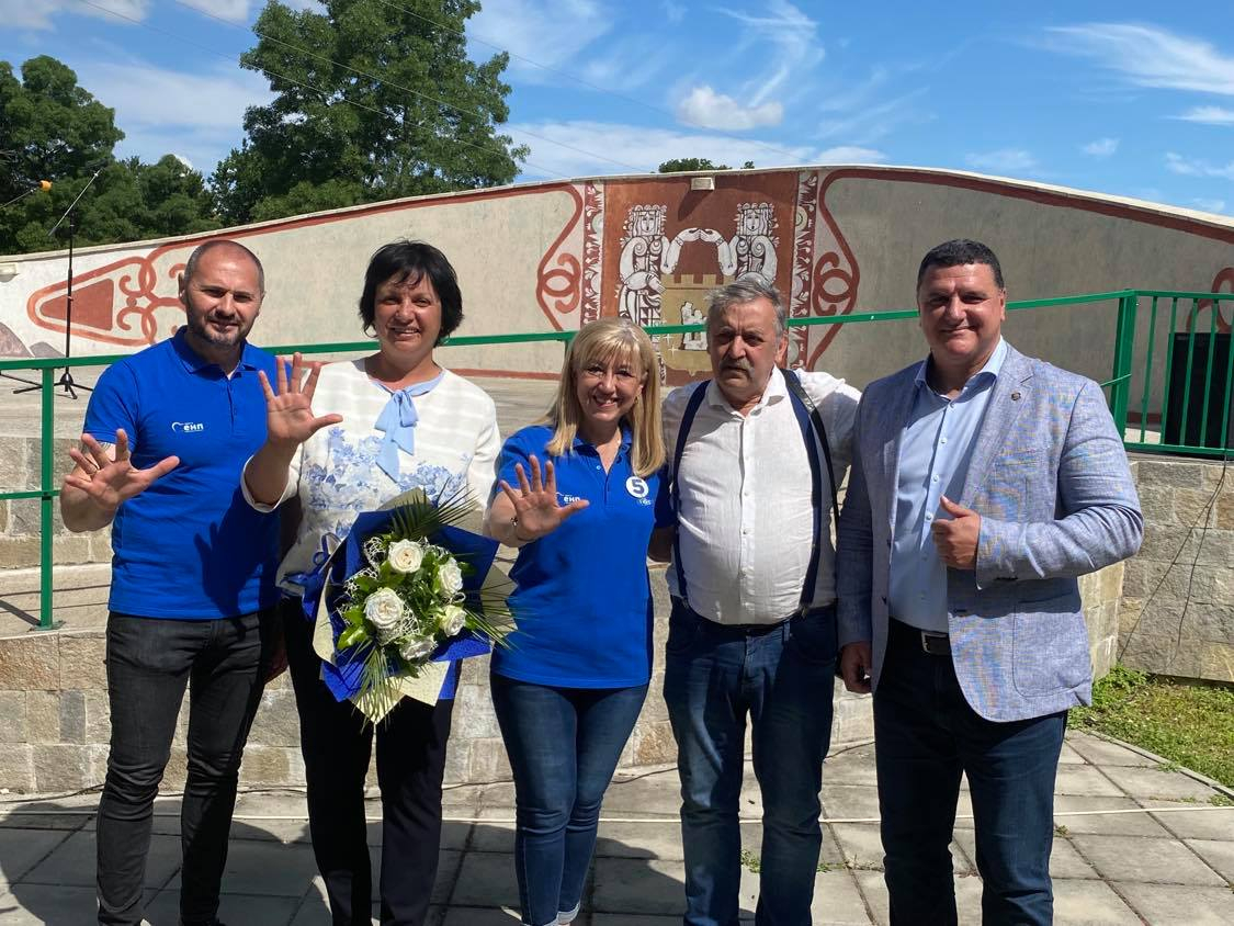 Проф. Кантарджиев заговори за кризи и много смърт и призова... 
