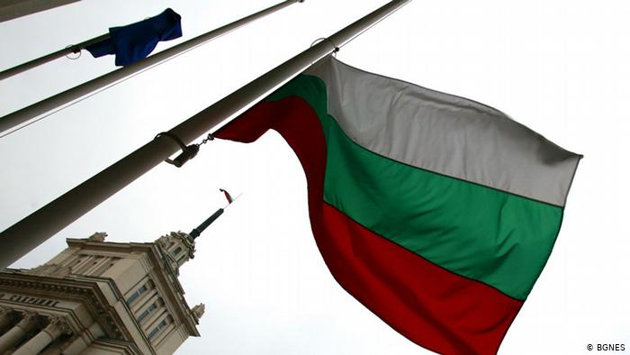 Чужди медии: Кой ще управлява след 11 юли? Трифонов не иска, Радев не може