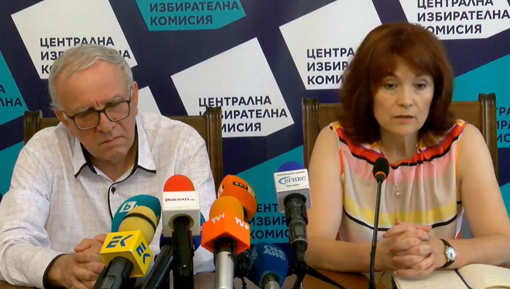 От ЦИК посочиха възможността за хакване на машините за гласуване