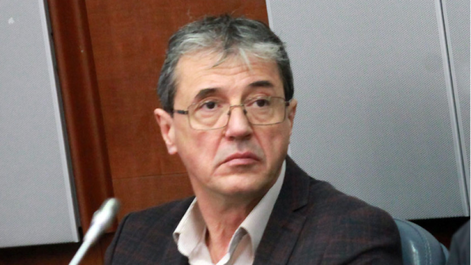 Проф. Антоний Тодоров каза какво зло може да си докараме при трети избори 