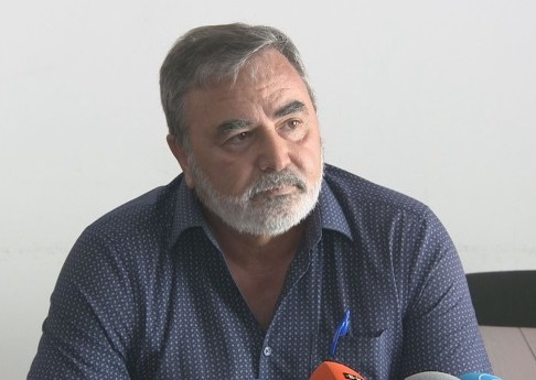 Доц. Кунчев огласи извънредна мярка за пристигащите българи от "червените зони"