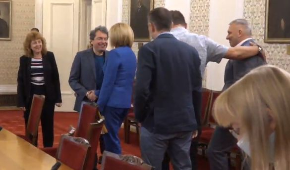 Тошко Йорданов към Манолова и Хаджигенов: Малко ми е шашаво ВИДЕО