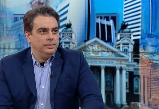 Асен Василев отговори на най-пикантния въпрос, свързан със Слави и новия кабинет