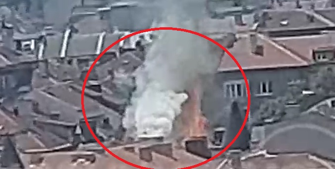 Страшен пожар бушува в центъра на София ВИДЕО