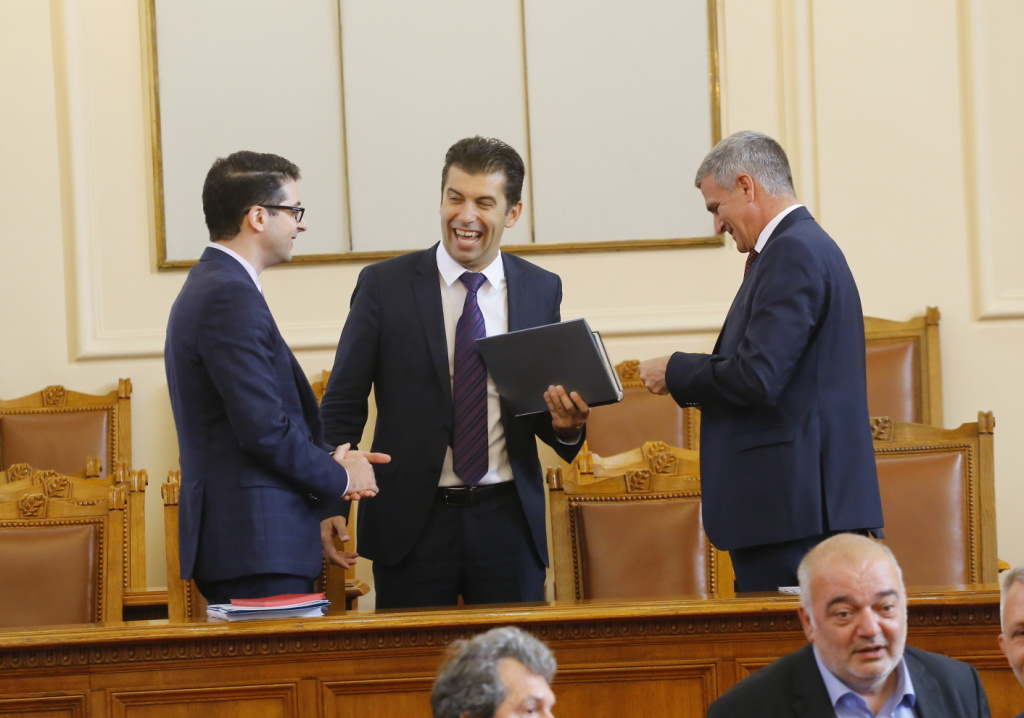Кирил Петков се облизва за държавен пост след служебния кабинет