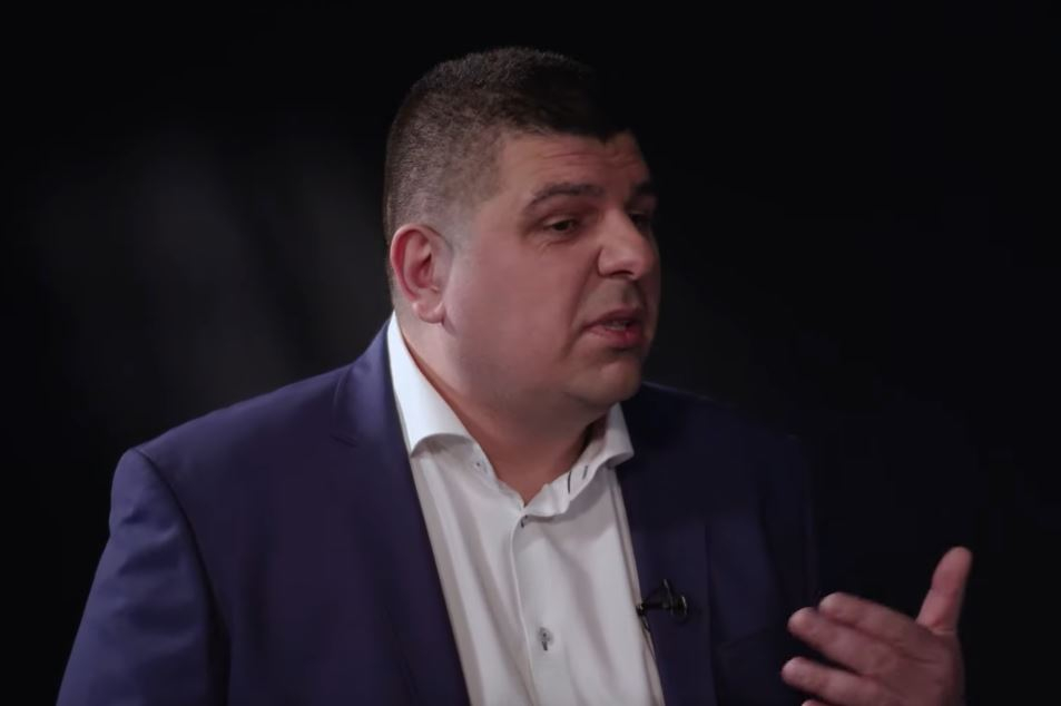 Ивайло Мирчев много наскърбен, че ДБ нищо не знае за премиера и министрите на ИТН