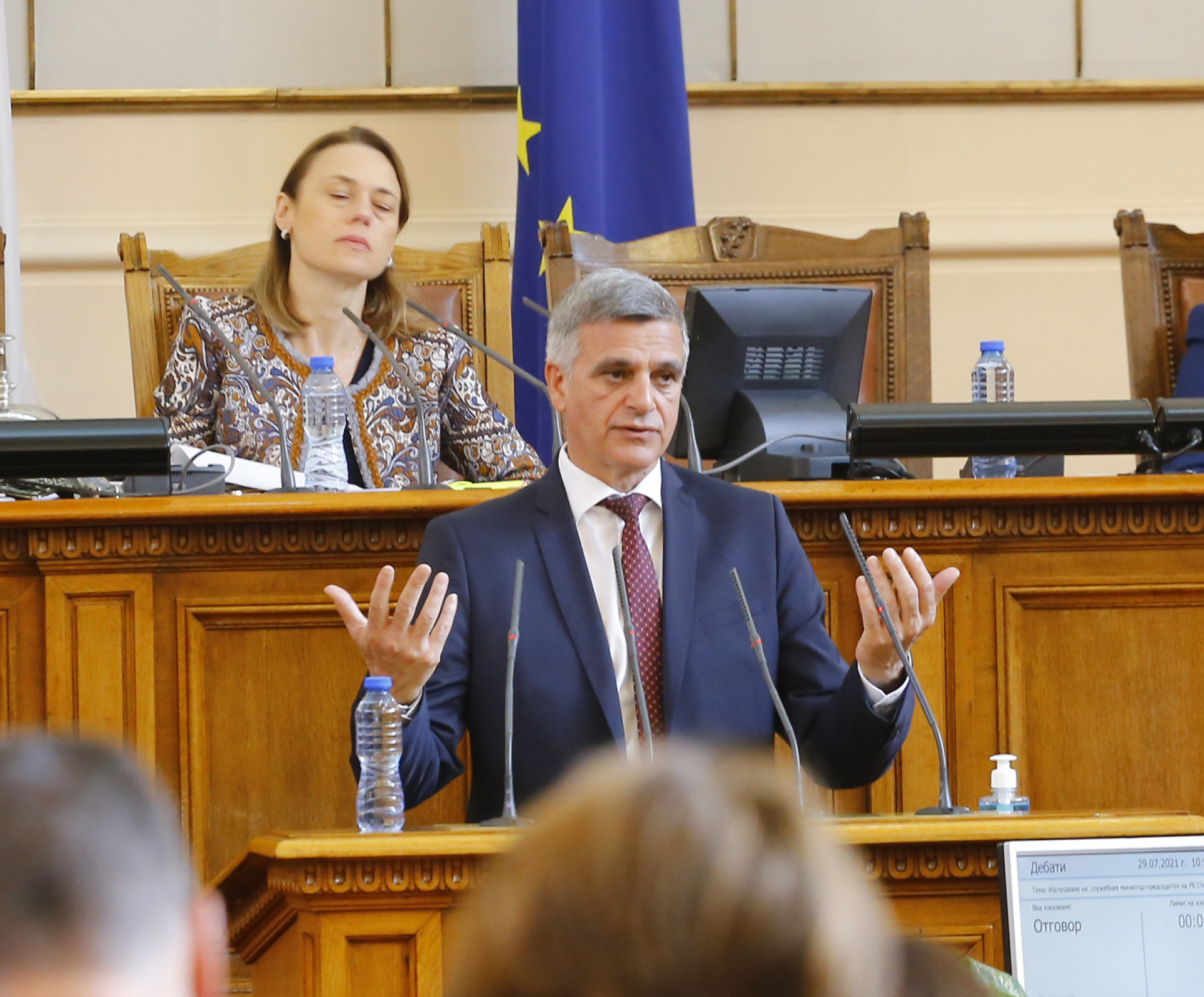Страсти в НС: Стефан Янев отговори на ГЕРБ за икономическия срив в България