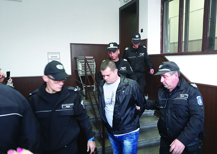 Реши се съдбата на тираджията Илия, изнасилил и пребил до смърт доцент с бухалка