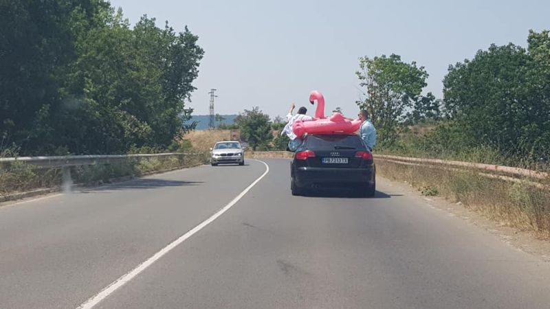 СНИМКА от пътя за морето втрещи всички