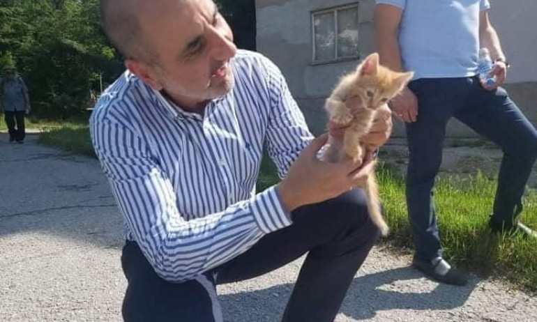 Пиарката на Цветанов не е на себе си от тази вест СНИМКА