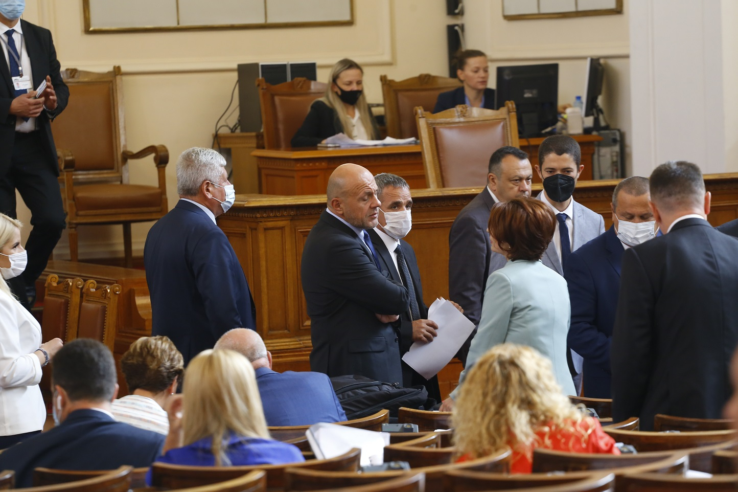 Много важни решения от парламента!