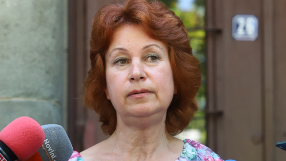 Проф. Ива Христова каза кога само ваксинирани ще могат да посещават заведения у нас