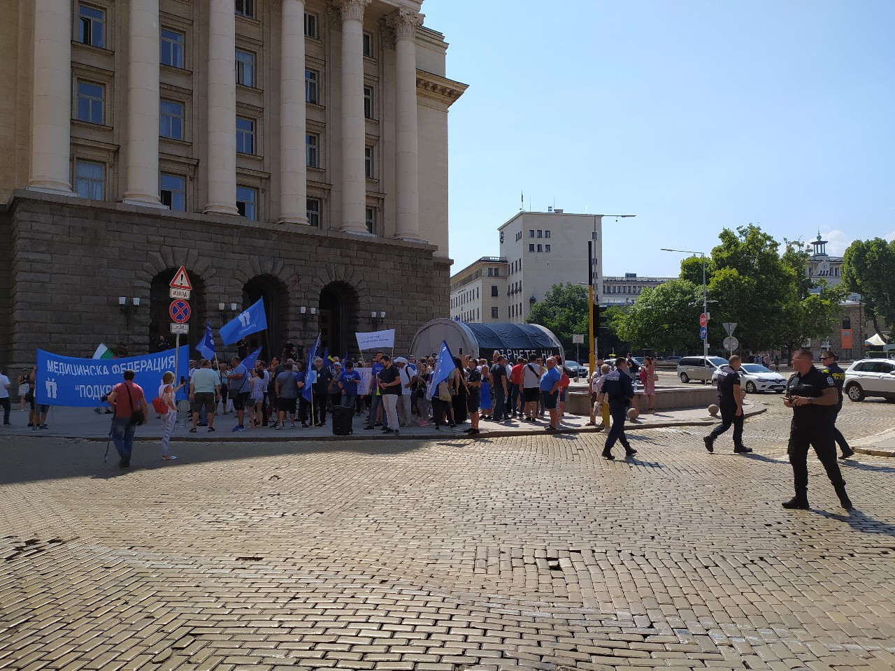 Спешните медици протестират, отправиха сериозна заплаха СНИМКИ