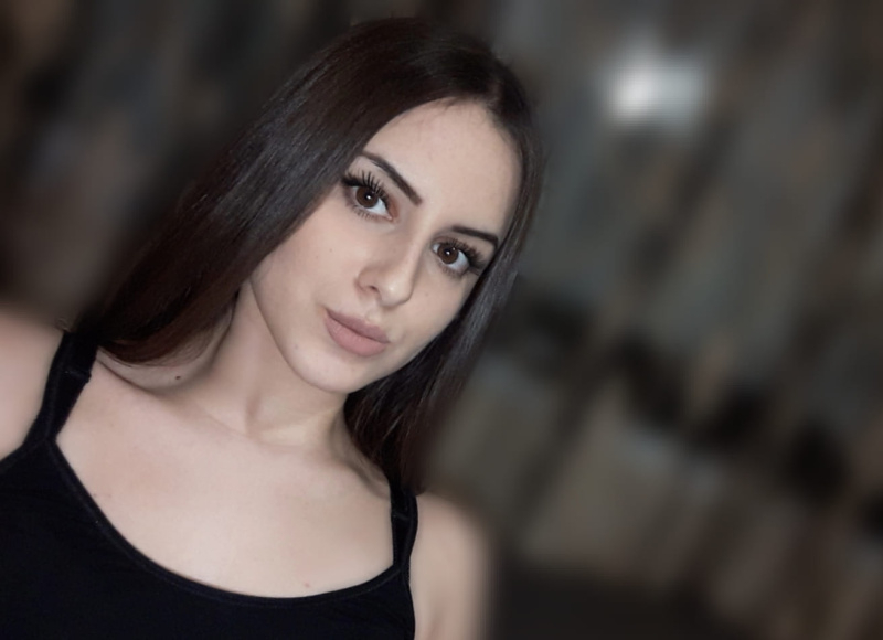 Кошмарни новини за състоянието на красивата Памела от мистериозното меле в Бургас 