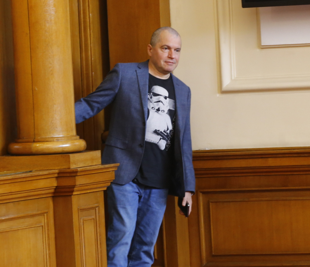 Тошко Йорданов мина на тъмната страна! Ето защо СНИМКИ