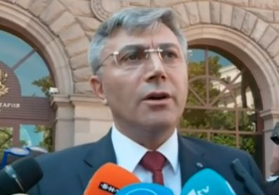Карадайъ: Кой е в новата джипка? Това е дългата ръка на една организирана олигархична медийно НПО група, начело с Иво Прокопиев