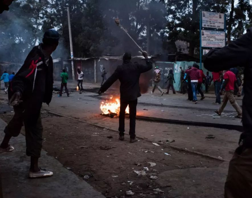 Потрес! Убиха 3-ма и отвлякоха още 20 души от колеж в Нигерия