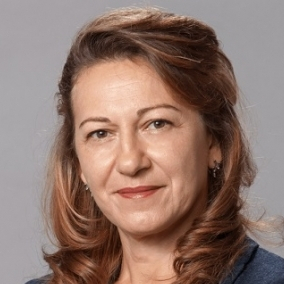 Депутатка от ДБ сподели копнежа си народът да гласува за тях, а не за Слави 