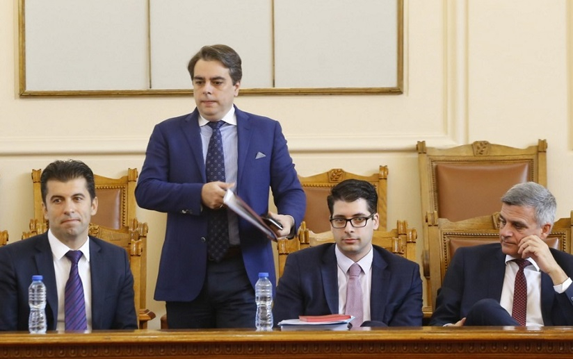 Служебен министър пръв се яви пред комисията "Магнитски"