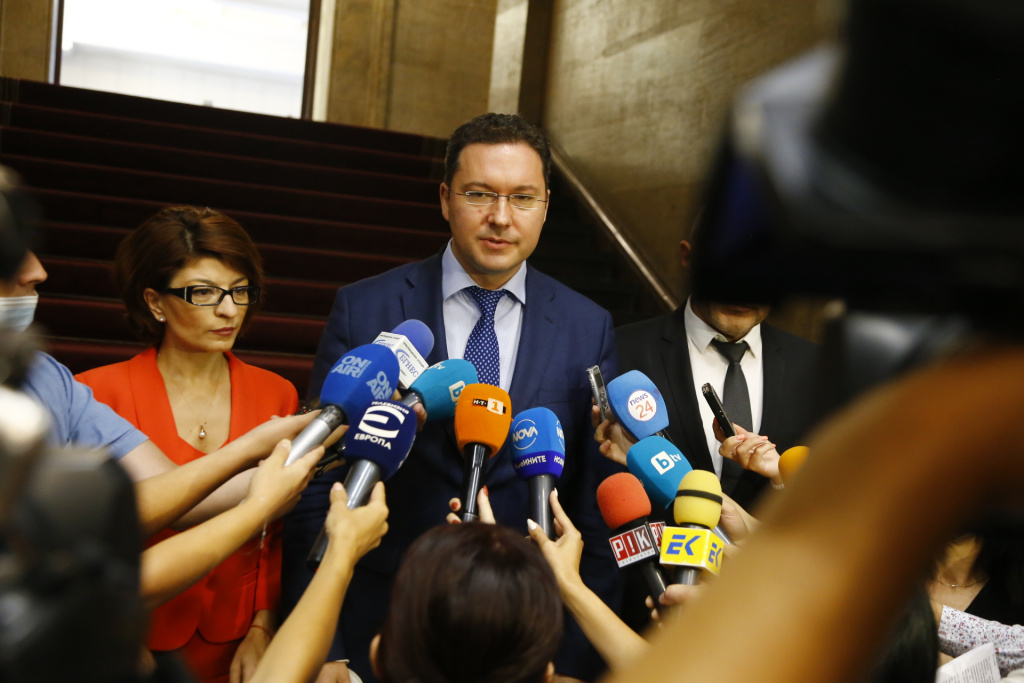 Митов разкри как от Промяната са изнудили украинското посолство да изпрати писмо, че... ВИДЕО