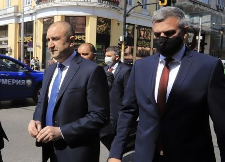 От института за пътна безопасност с кърваво писмо до Радев и Янев