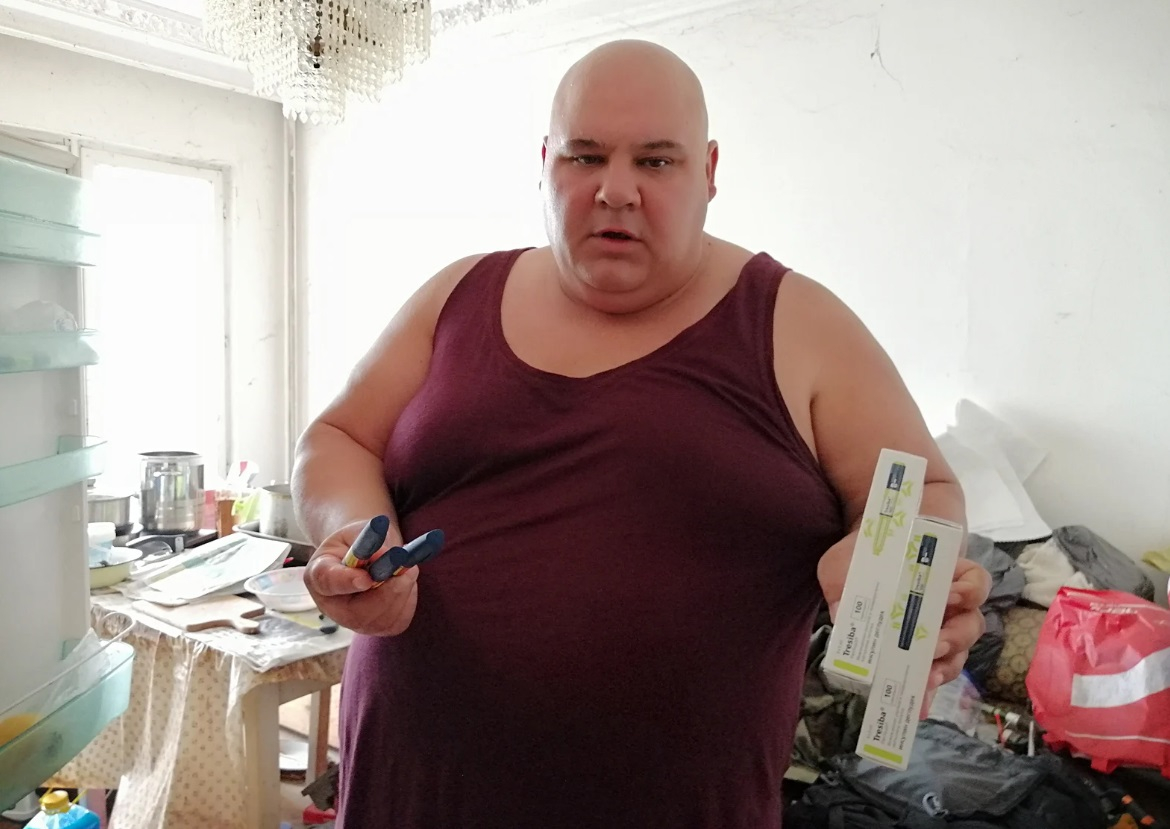 Инвалид пропищя от цигани, постоянно го...  СНИМКА 