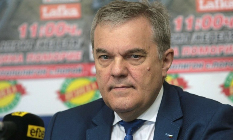 Лидерът на АБВ уличи в лъжа Кирил Петков 