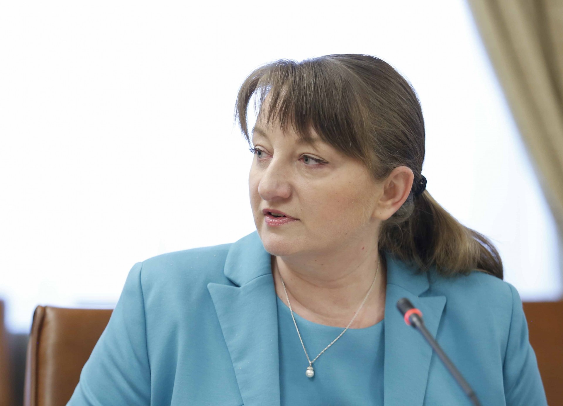 Сачева съзря скрит мотив в действията на Радев