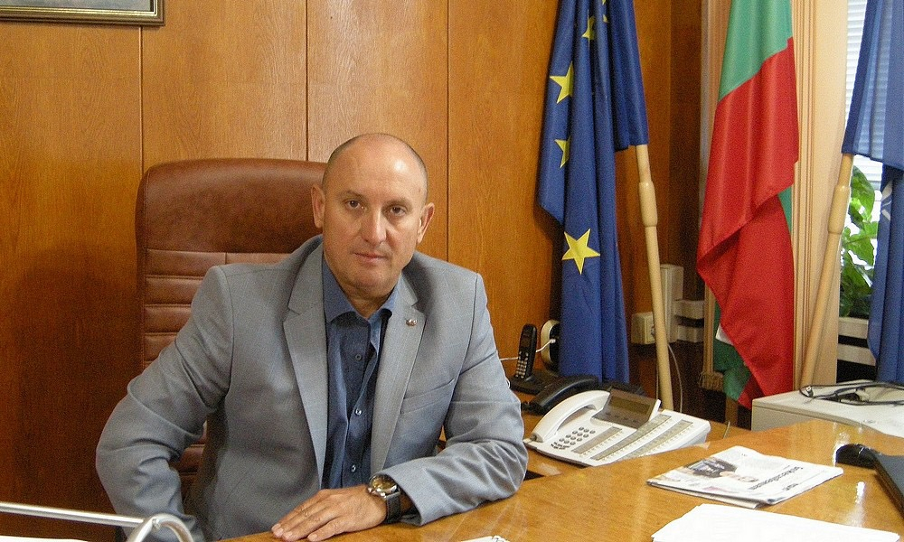Човек на Рашков в МВР засенчи Аркан на сватбата на дъщеря си СНИМКИ
