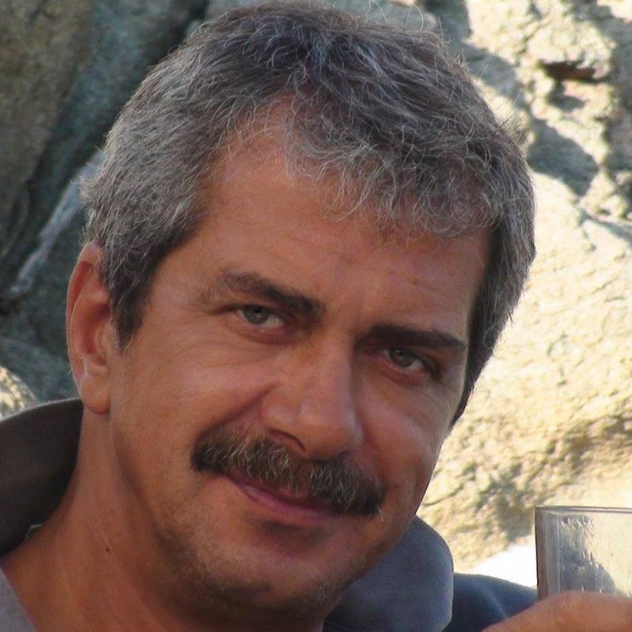 Евгени Михайлов за интервюто на Слави по БНТ: По услужливо лягане по телевизионното килимче не съм виждал